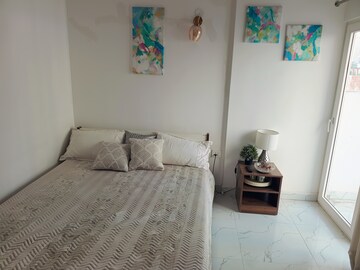 Master Bedroom in Studio Apartment at Earthcon Casa Grande II, Chi V Greater Noida – for Sale