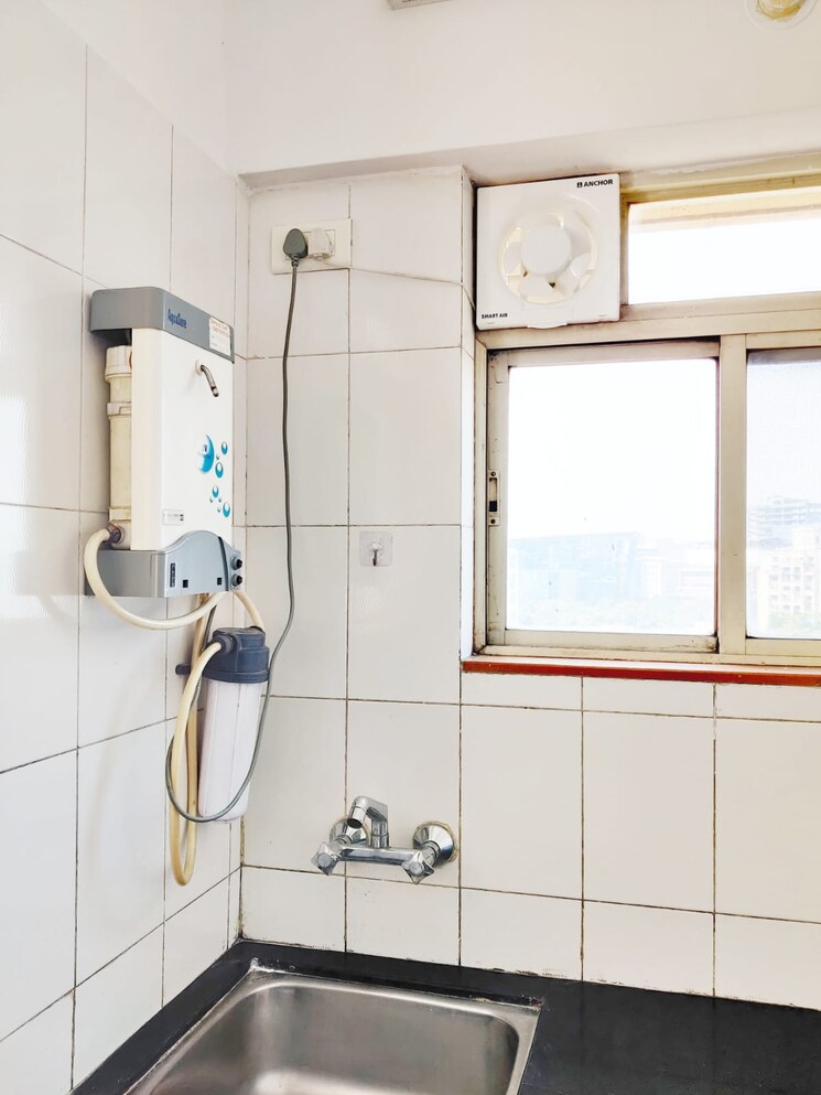 Bathroom, krish-the-pavillion 1 Bedroom 560 Sq.Ft. Apartment In Kharadi Pune 7596928