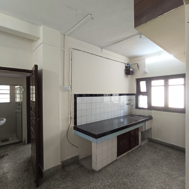 Kitchen, uttung-chs 2 Bedroom 700 Sq.Ft. Apartment In Goregaon East Mumbai 7596951