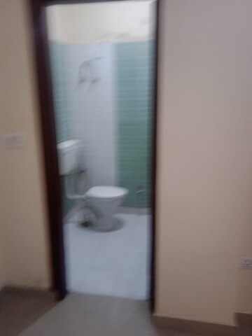 Attached Bathroom in 2 BHK Builder Floor at Vijay Nagar – for Sale