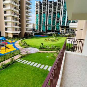 Balcony in 3.5 BHK Apartment at SKA Divya Towers, Panchsheel Green – for Sale