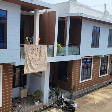 3.5 BHK Villa – Exterior View View at Kingson Green Villa, Sector 3 Greater Noida - for Sale