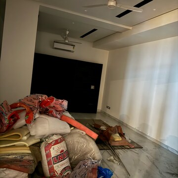 Bedroom in 4 BHK Builder Floor at Kohli One Malibu Town, Malibu Town – for Sale