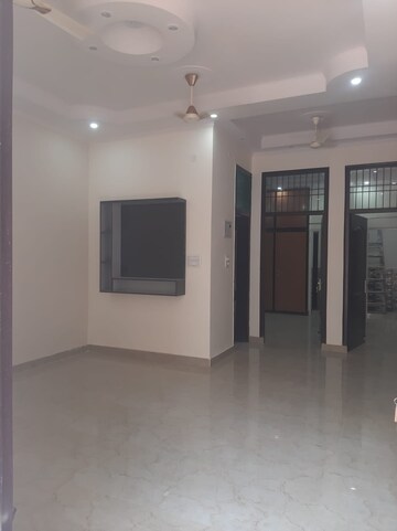 Room in 3 BHK Builder Floor at Swaran Jayanti Puram – for Sale
