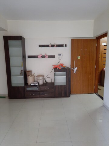 2 BHK Apartment For Sale in Raunak Park View, Ghodbunder Road