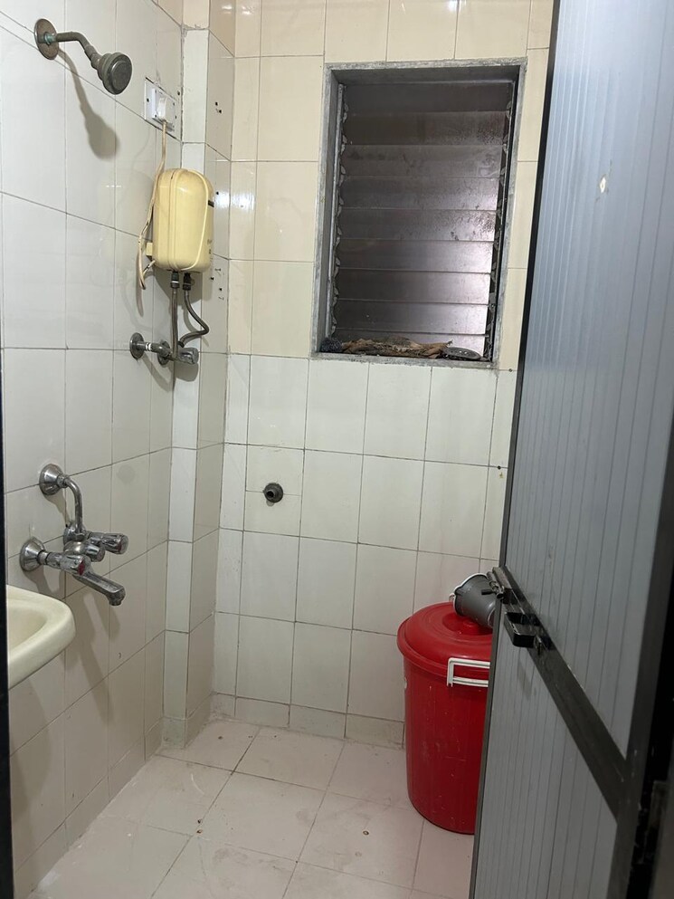 Bathroom, sumangal-chs-kharghar 1 Bedroom 550 Sq.Ft. Apartment In Kharghar Sector 12 Navi Mumbai 7597440