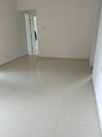 Room in 1 BHK Apartment at Standalone Apartments, Kalyani Nagar – for Sale