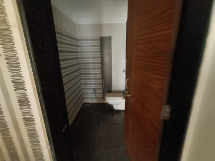 Bathroom, g-k-roseland-residency 2 Bedroom 975 Sq.Ft. Apartment In Pimple Saudagar Pune 7597757