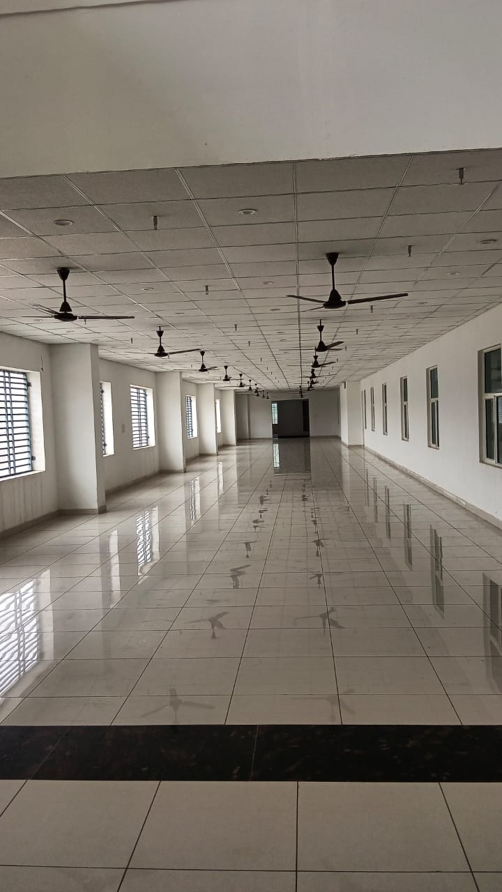 Commercial Shop 200 Sq.Ft. For Resale in Noida Ext Sector 4 Greater Noida  7597813