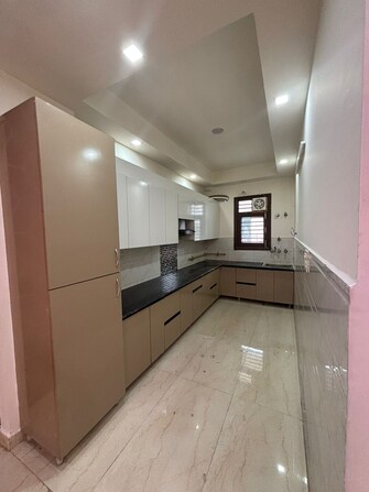 3 BHK Builder Floor For Rent in VV Shopping Plaza Vasundhara Sector 12 Ghaziabad  7597914