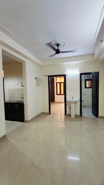 2 BHK Apartment For Rent in Mahagun Mansion I and II Vaibhav Khand Ghaziabad  7597976