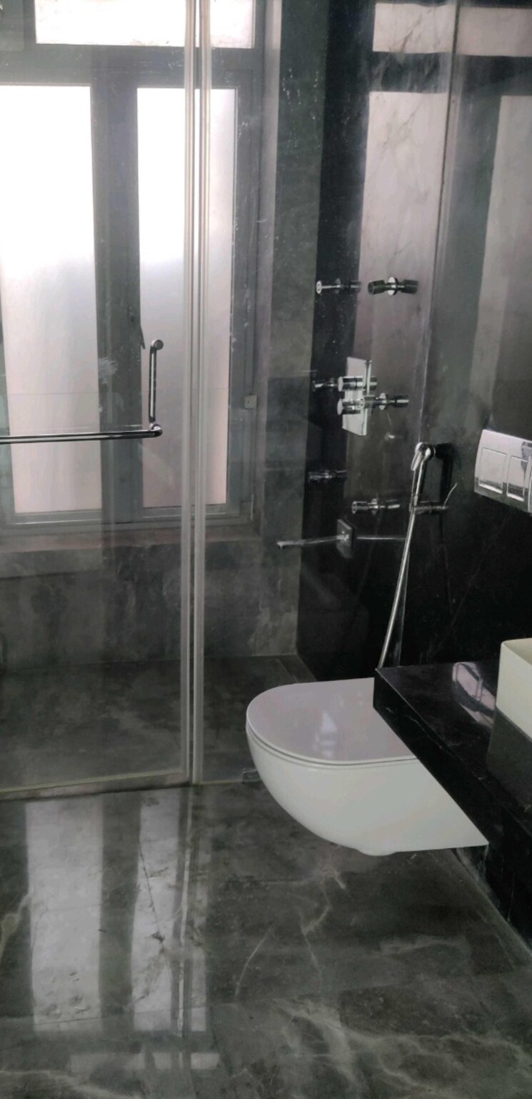 Bathroom, kalpataru-avana 4 Bedroom 2224 Sq.Ft. Apartment In Parel Mumbai 7598034