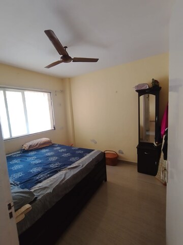 Bedroom in 1 BHK Apartment at Raunak Unnathi Woods Phase 4 And 5, Ghodbunder Road – for Sale
