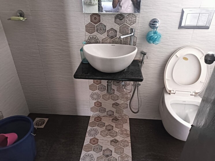 Bathroom, kores-nakshatra 2 Bedroom 696 Sq.Ft. Apartment In Vartak Nagar Thane 7598339