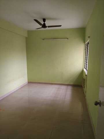 Room in 2 BHK Builder Floor at Parnasree Pally – for Sale