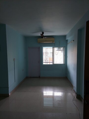 Room in 2 BHK Builder Floor at Parnasree Pally – for Sale