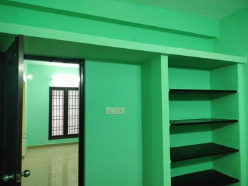 Room in 2 BHK Apartment at Irumbuliyur – for Sale