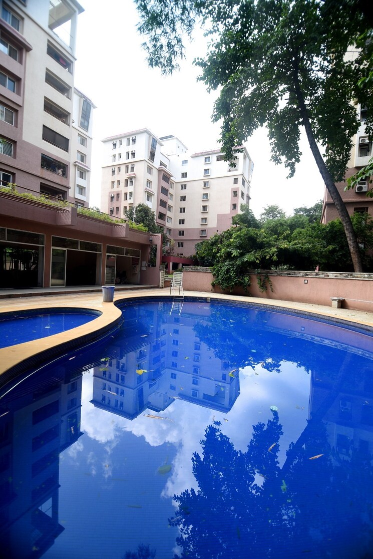 Swimming Pool, vascon-eves-garden 4 Bedroom 3000 Sq.Ft. Apartment In Baner Pune 7598737