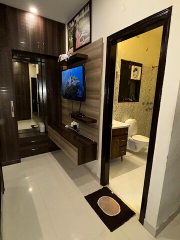 Room in 3 BHK Apartment at Golden Homes Mohali, Mohali Sector 127 – for Sale