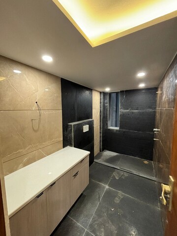Bathroom in 5 BHK Penthouse at DLF The Crest, Sector 54 – for Sale