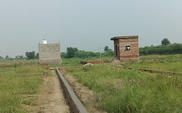 Plot For Sale in Bhopani Village