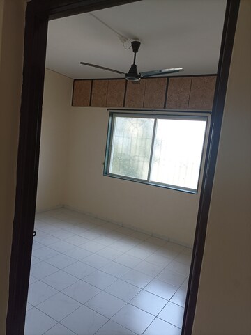 2 BHK Apartment For Rent in Shri Vyanktesh Prasad Apartment Wadgaon Sheri Pune  7599042