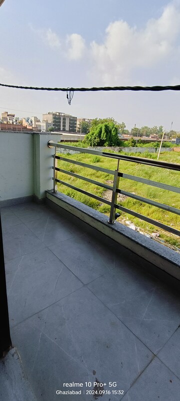 Balcony in 2 BHK Builder Floor at Sector 73 – for Sale