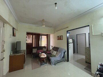 2 BHK Apartment For Rent in Khar West Mumbai  7599232