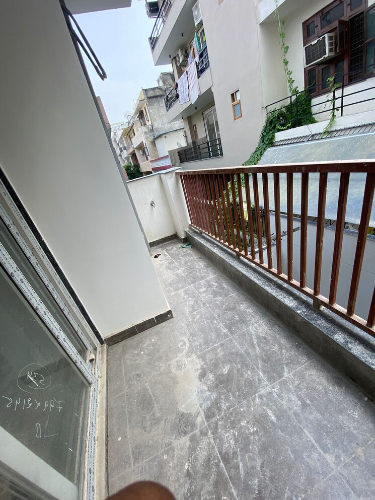 Balcony, ansal-plaza-sector-23 3 Bedroom 1700 Sq.Ft. Builder Floor In Sector 23 Gurgaon 7599415