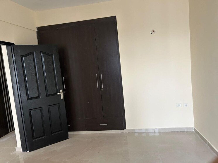 undefined, mahagun-moderne 3 Bedroom 1550 Sq.Ft. Apartment In Sector 78 Noida 7599433