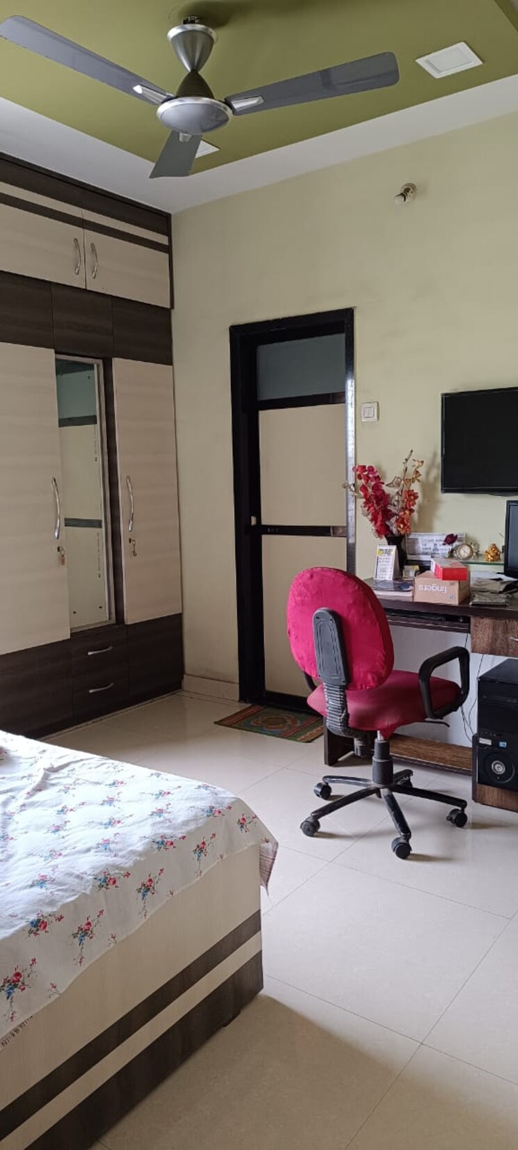 Master Bedroom, gaurang-shubhechha-chs 3 Bedroom 900 Sq.Ft. Apartment In Naupada Thane 7600028
