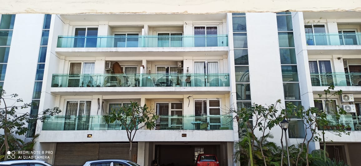 3 BHK Builder Floor For Sale in Omaxe Ambrosia