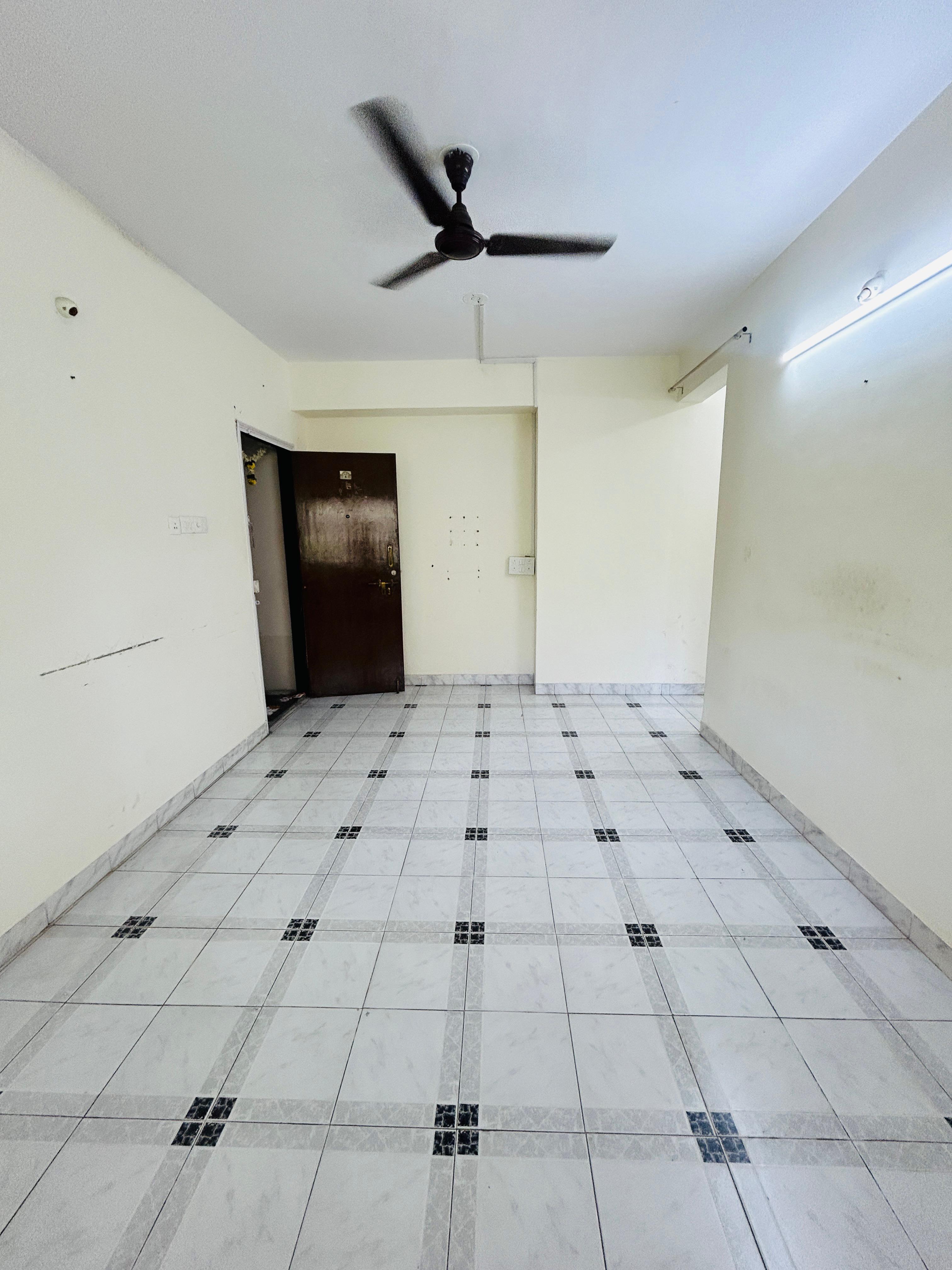 1 BHK 600 Sq.Ft. Apartment in Bramha Aangan