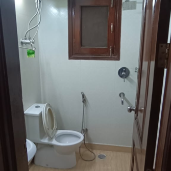 3 BHK Builder Floor For Rent in Zamrudpur Delhi  7600496