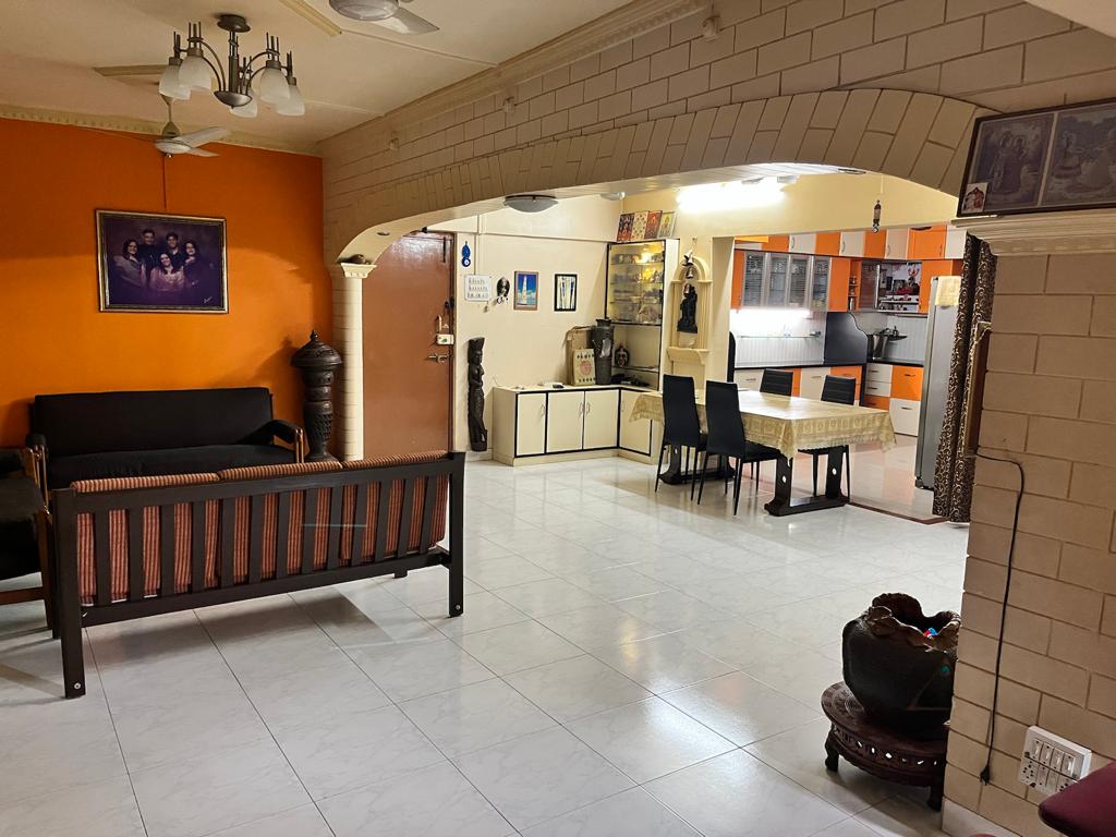 3 BHK Apartment For Sale in Kadambari Apartment