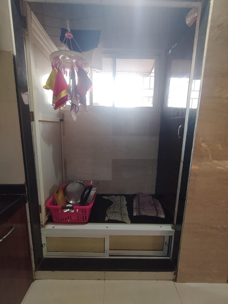 Bathroom, rdc-woods-teakwoods 1 Bedroom 500 Sq.Ft. Apartment In Ghodbunder Road Thane 7600570