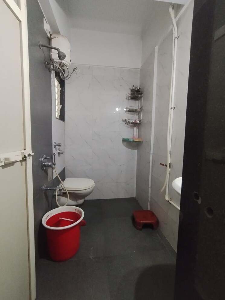 Bathroom, rdc-woods-teakwoods 1 Bedroom 500 Sq.Ft. Apartment In Ghodbunder Road Thane 7600570