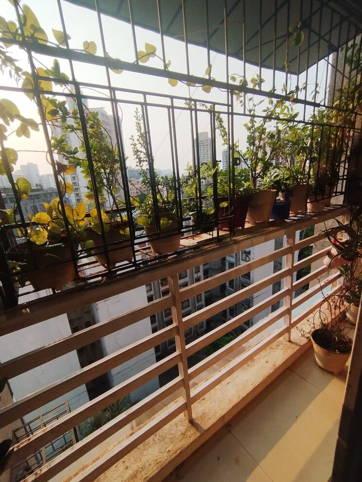 Balcony, rdc-woods-teakwoods 1 Bedroom 500 Sq.Ft. Apartment In Ghodbunder Road Thane 7600570