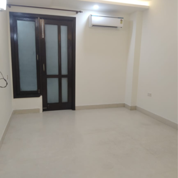 Room in 3 BHK Builder Floor at Greater Kailash Part 3 – for Sale