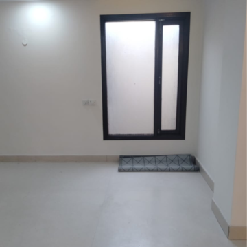 Room in 3 BHK Builder Floor at Greater Kailash Part 3 – for Sale