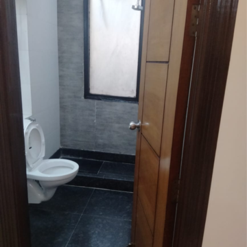Bathroom in 3 BHK Builder Floor at Greater Kailash Part 3 – for Sale
