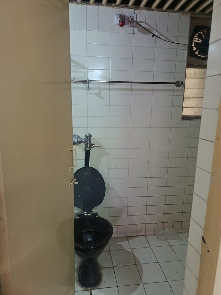 Bathroom, sidhanchal-phase-1 2 Bedroom 750 Sq.Ft. Apartment In Manpada Thane 7600640