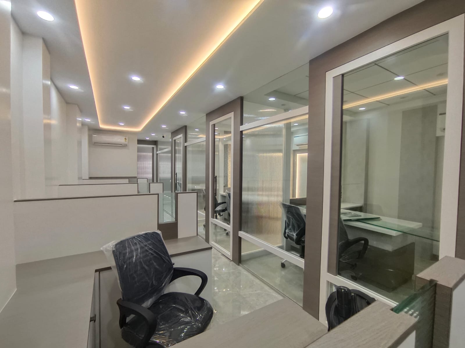 Rental Commercial Office Space 1000 Sq.Ft. in Skyblu 72 Corp, Sakinaka ...
