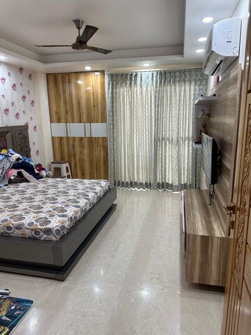 Bedroom in 4 BHK Builder Floor at Unitech South City II, Sector 50 – for Sale