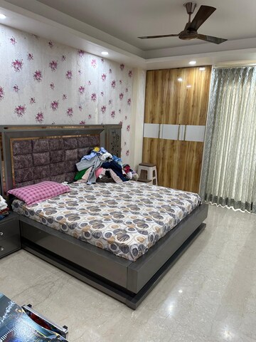 Bedroom in 4 BHK Builder Floor at Unitech South City II, Sector 50 – for Sale