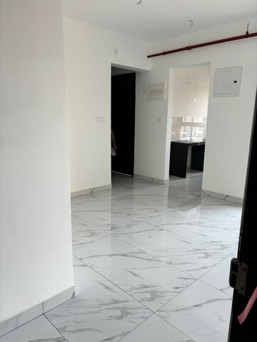 Room in 2 BHK Apartment at Raymond Ten X Era, Pokhran Road No 1 – for Rent