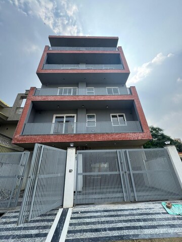 3 BHK Builder Floor For Sale in Sushant Lok 2, Sector 57