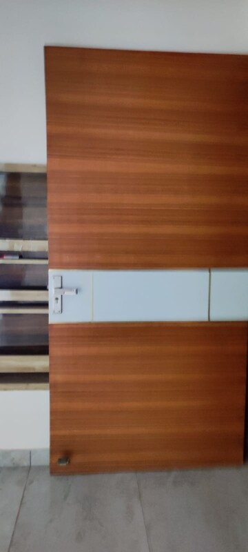 Furnished Amenities in 3 BHK Builder Floor at BPTP Elite Floors, Sector 83 – for Sale
