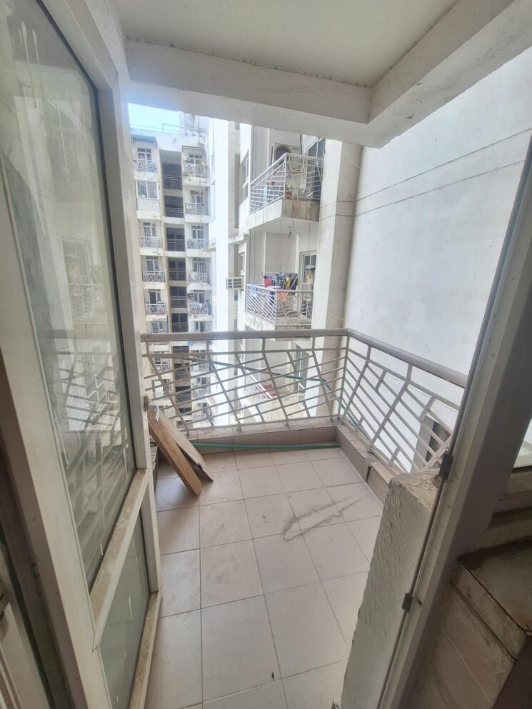 Balcony, bptp-princess-park 2 Bedroom 1250 Sq.Ft. Apartment In Sector 86 Faridabad 7601277