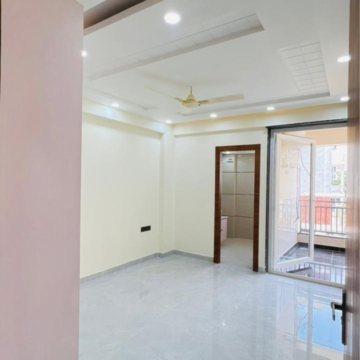 Room in 3 BHK Builder Floor at Sushant Lok 3, Sector 57 – for Sale